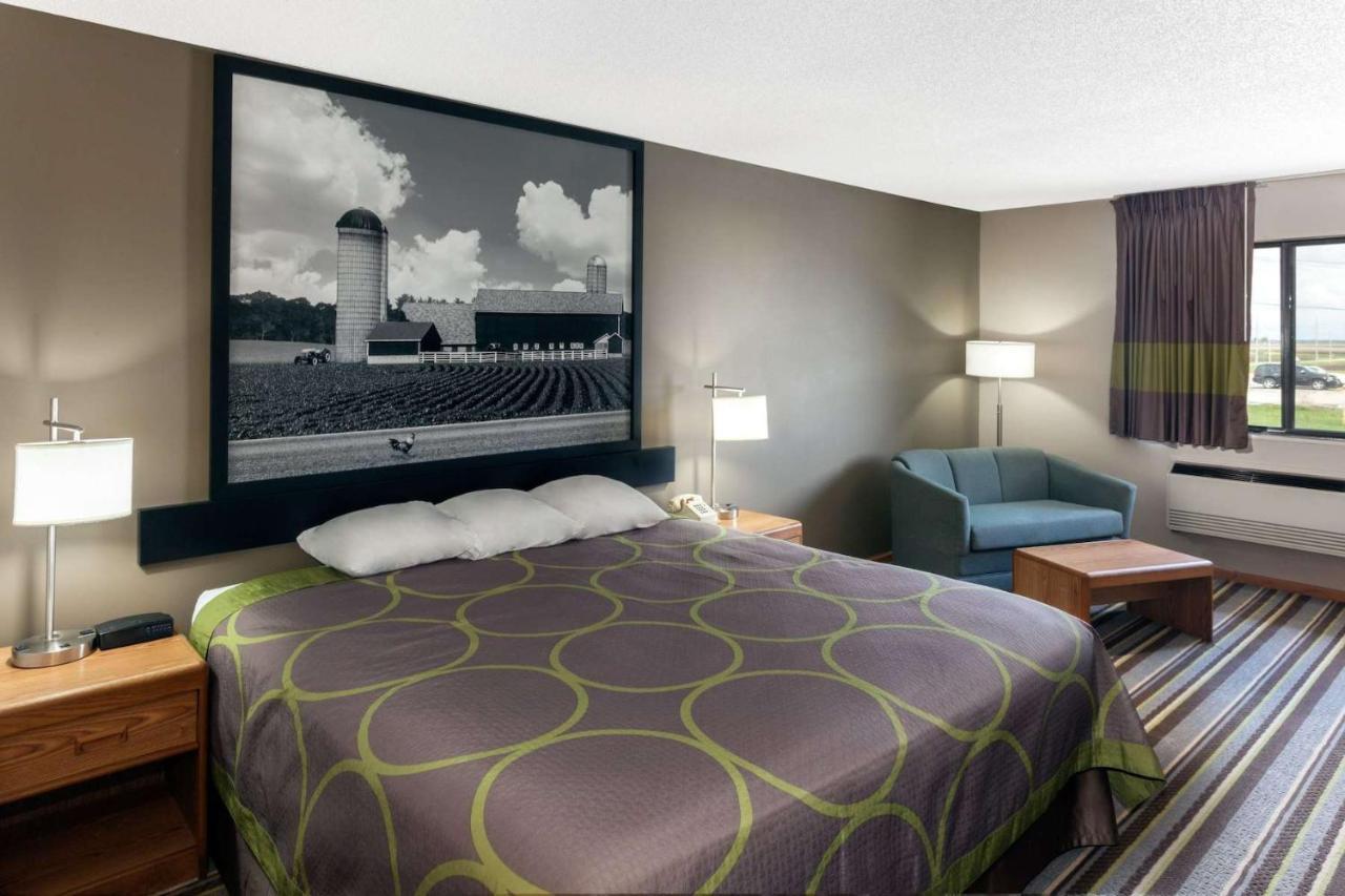 Super 8 By Wyndham Watseka Hotel Luaran gambar
